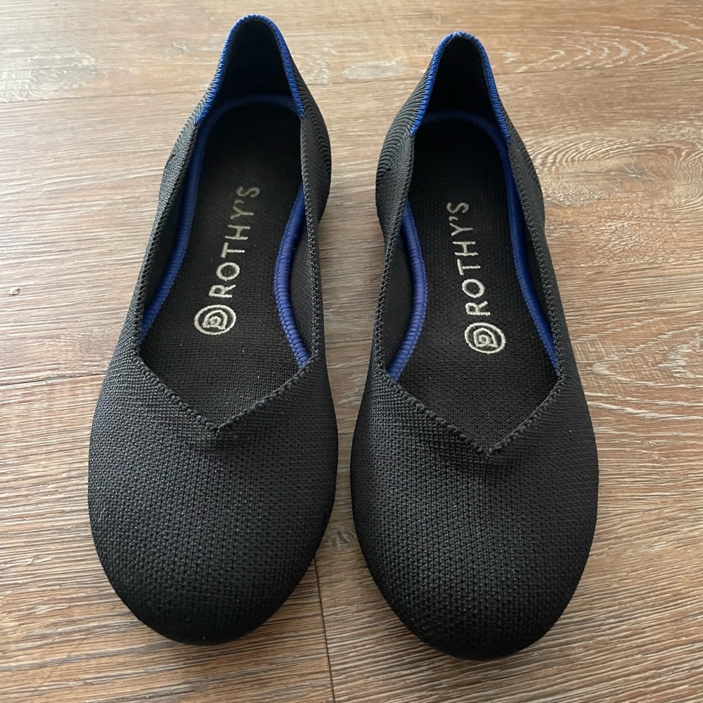 Rothy’s Rounded Toe Black Flat size 7